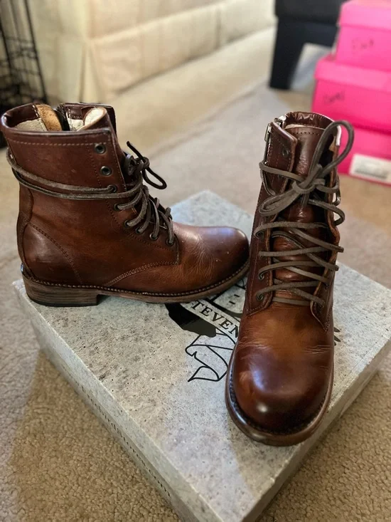 Freebird by Steven Distressed Cognac Manchester Boots - Picture 5 of 6